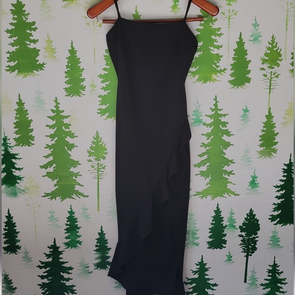 Windsor Ruffled Midi Black Dress - Picture 2 of 10